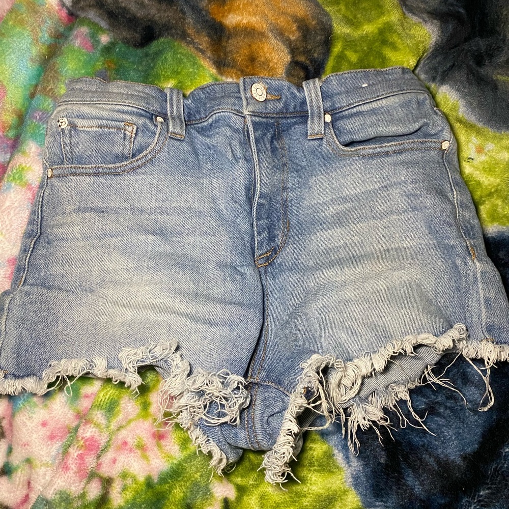 Celebrity Pink Blue Jean Shorts with Distressed Frayed Hem